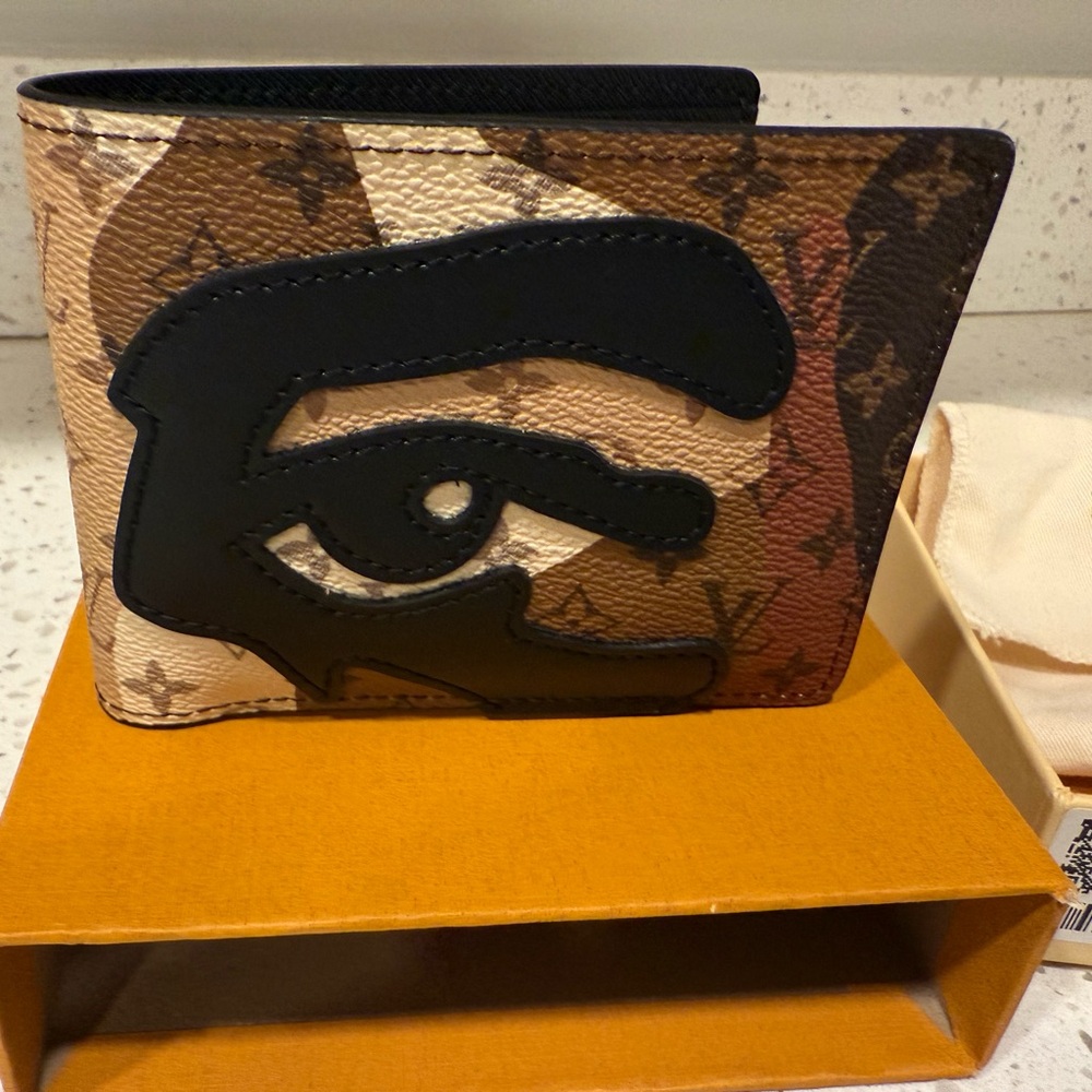 Louis Vuitton Tan and Black Eye Design Card Holder